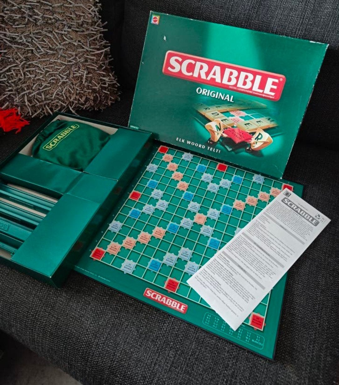 Scrabble Original - Compleet en Goed Onderhouden, Een of twee spelers, Ophalen of Verzenden, Zo goed als nieuw, Mattel