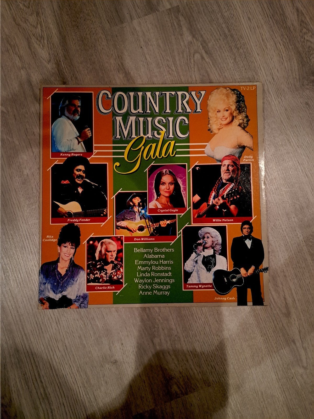Country Music Gala - Diverse Artiesten (TV-2 LP), Complilatie, Ophalen of Verzenden, Zo goed als nieuw, 12 inch