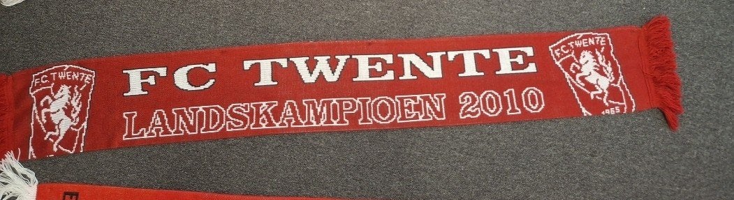 Fc Twente landskampioen 2009-2010 voetbal sjaal, Ophalen of Verzenden, Gebruikt, F.C. Twente, Vaantje of Sjaal