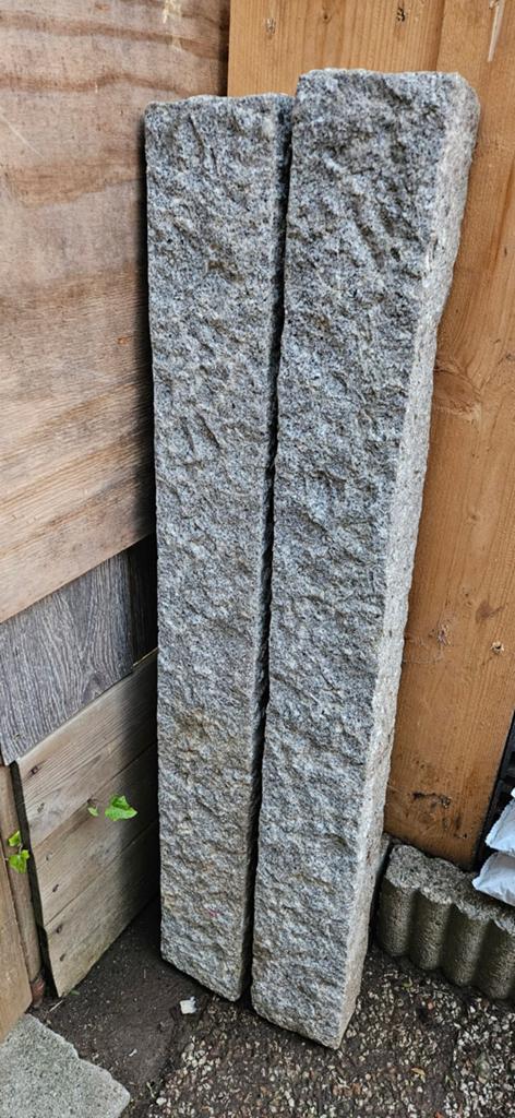 Granieten palen - 2 stuks, Tuin en Terras, Ophalen, Gebruikt, Graniet, Kei