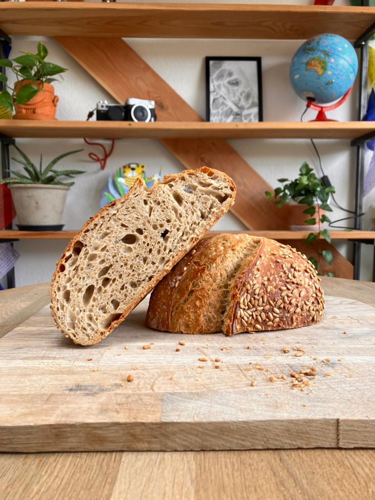 Zuurdesem/ desem sourdough brood bakken artisan bread, Ophalen of Verzenden