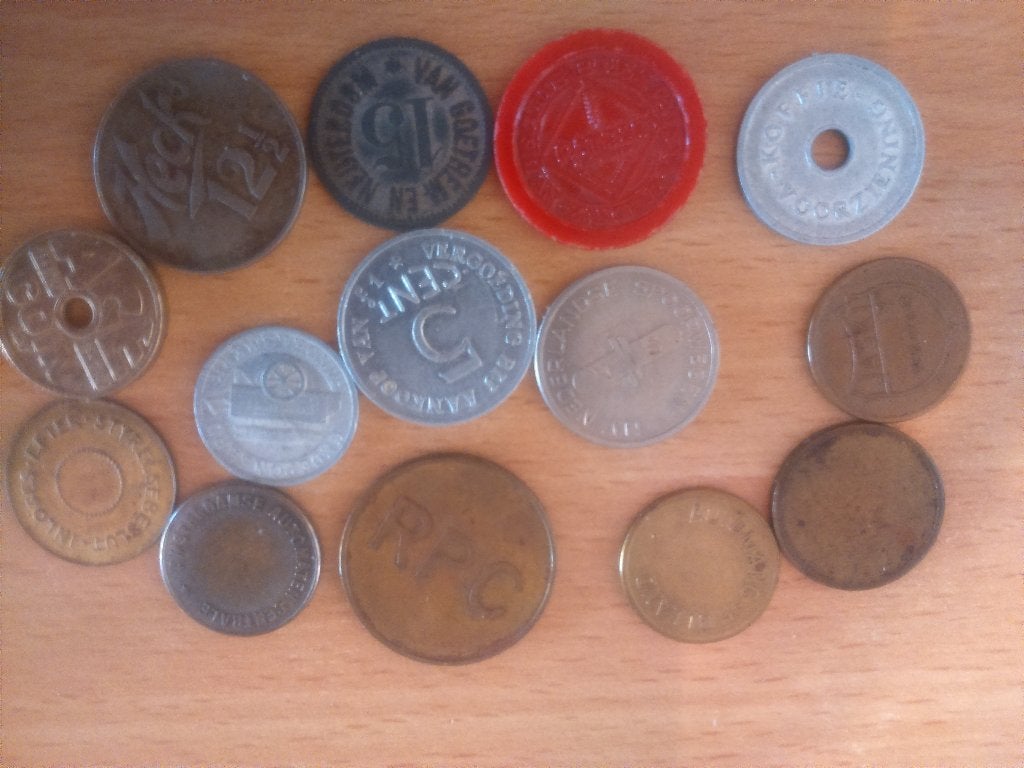 lot van 11 tokens, automaatpenningen jeton penning, Postzegels en Munten, Ophalen of Verzenden, Overige materialen