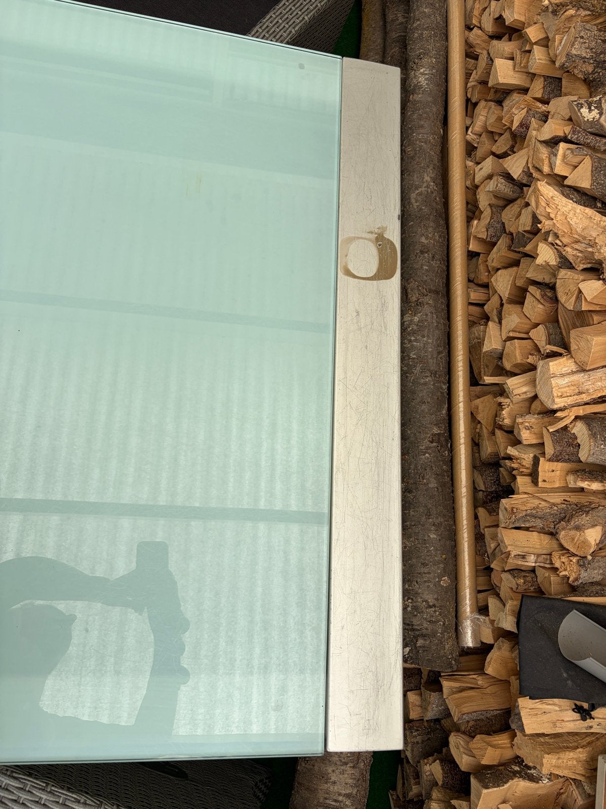 Gratis af te halen: Gebruikte tuintafel met glazen blad, Ophalen, Gebruikt, Rechthoekig, Aluminium