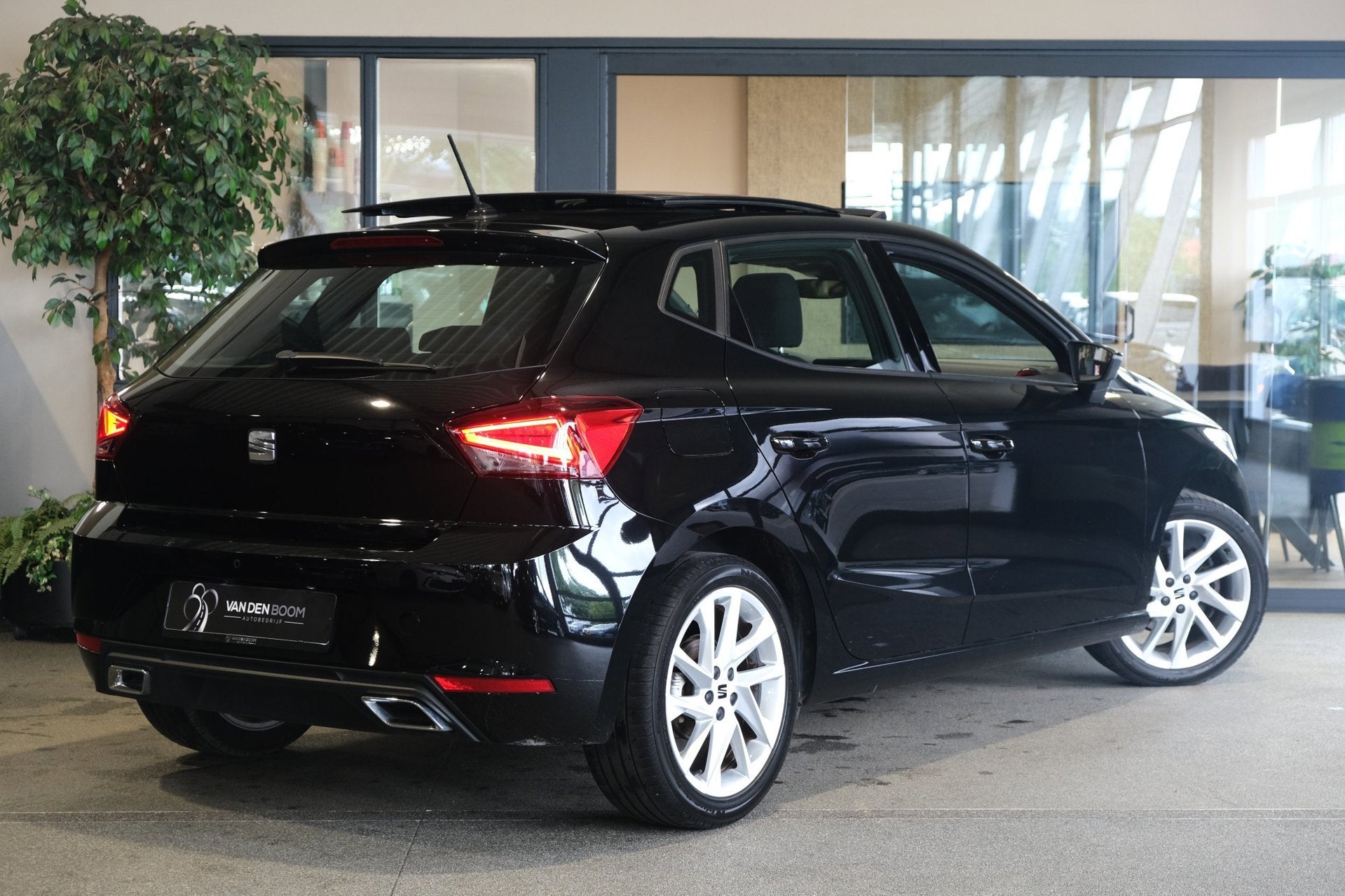 Seat Ibiza 1.0 EcoTSI FR 110PK DSG Facelift Pano Virtual Led, Auto's, Seat, Stof, Gebruikt, 580 kg, Origineel Nederlands