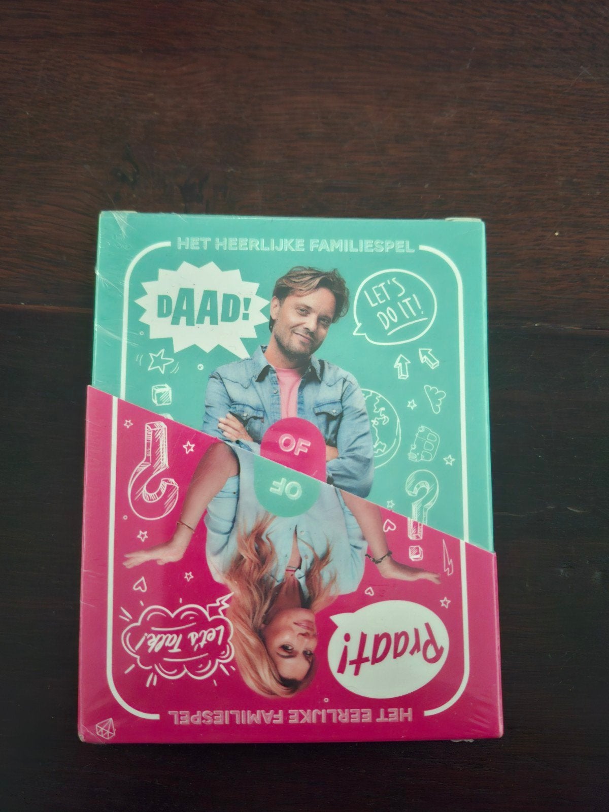 Het Heerlijke Familiespel: Praat! Of Daad!, Ophalen of Verzenden, Nieuw