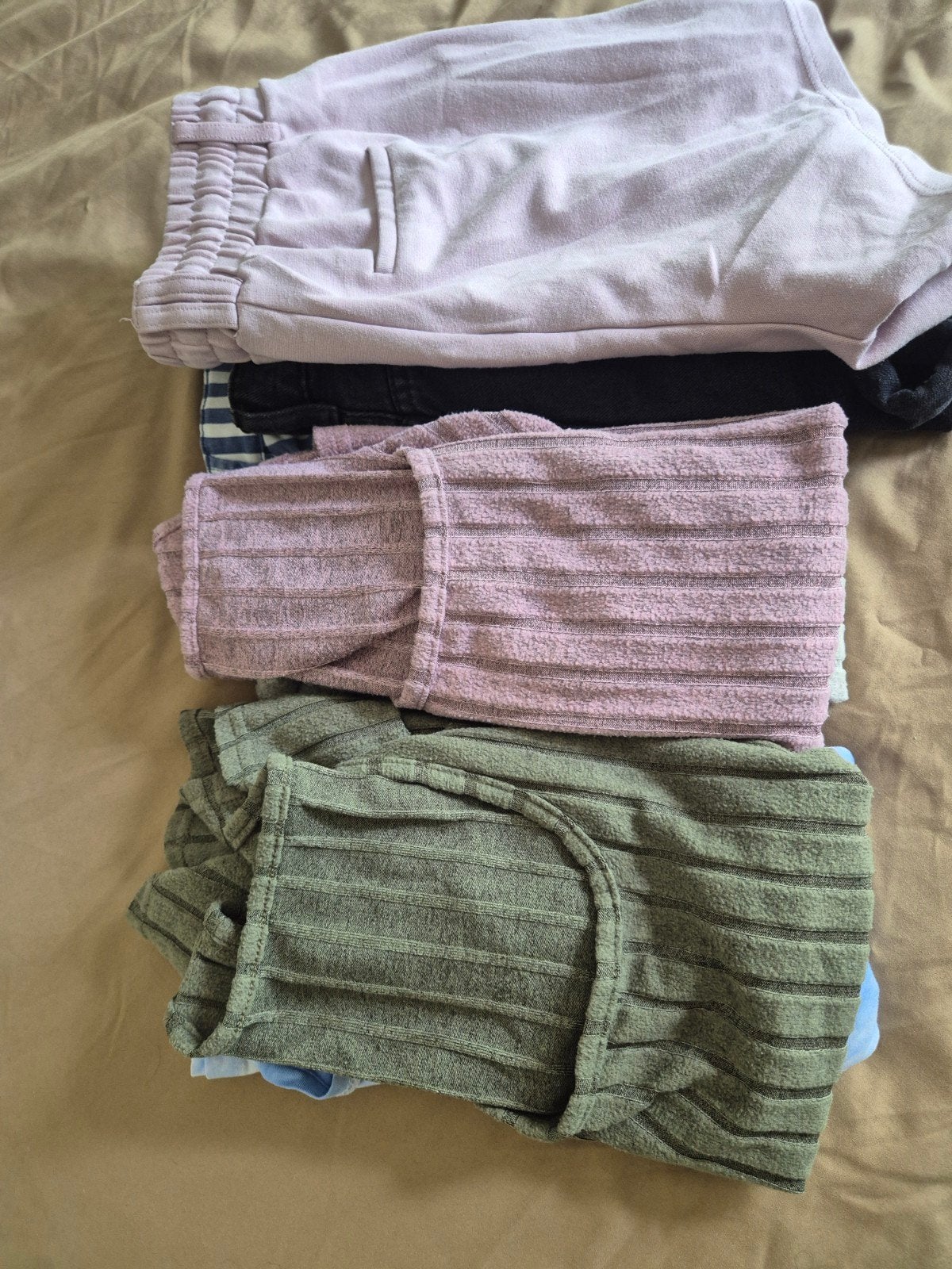 Korte broeken en shirts maat S - Zomerse set, Diverse merken, Kort, Meerkleurig, Ophalen of Verzenden