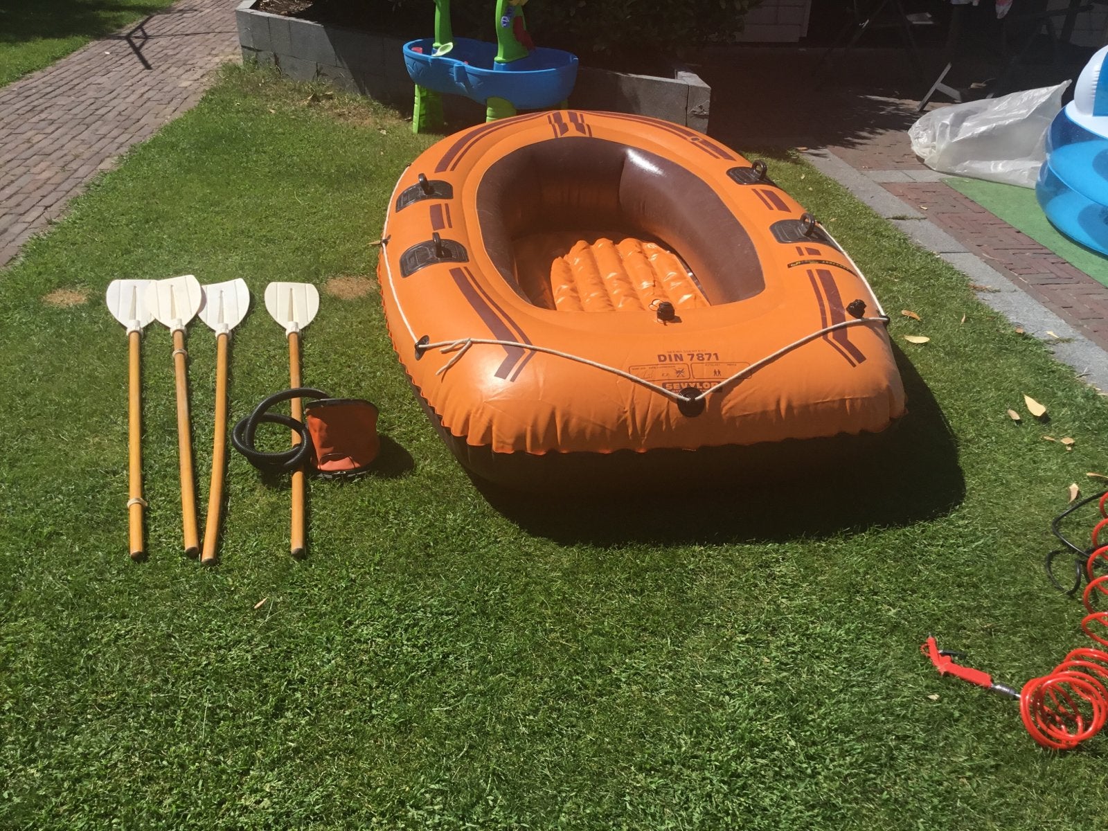 Opblaasboot Sevylor Fish Hunter met peddels en pomp, Watersport en Boten, Kano's, Ophalen of Verzenden, Gebruikt