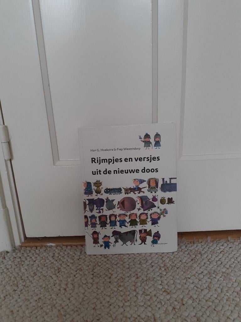 Rijmpjes en versjes uit de nieuwe doos., Boeken, Ophalen of Verzenden, Gelezen, Fiep Westendorp, Fictie algemeen