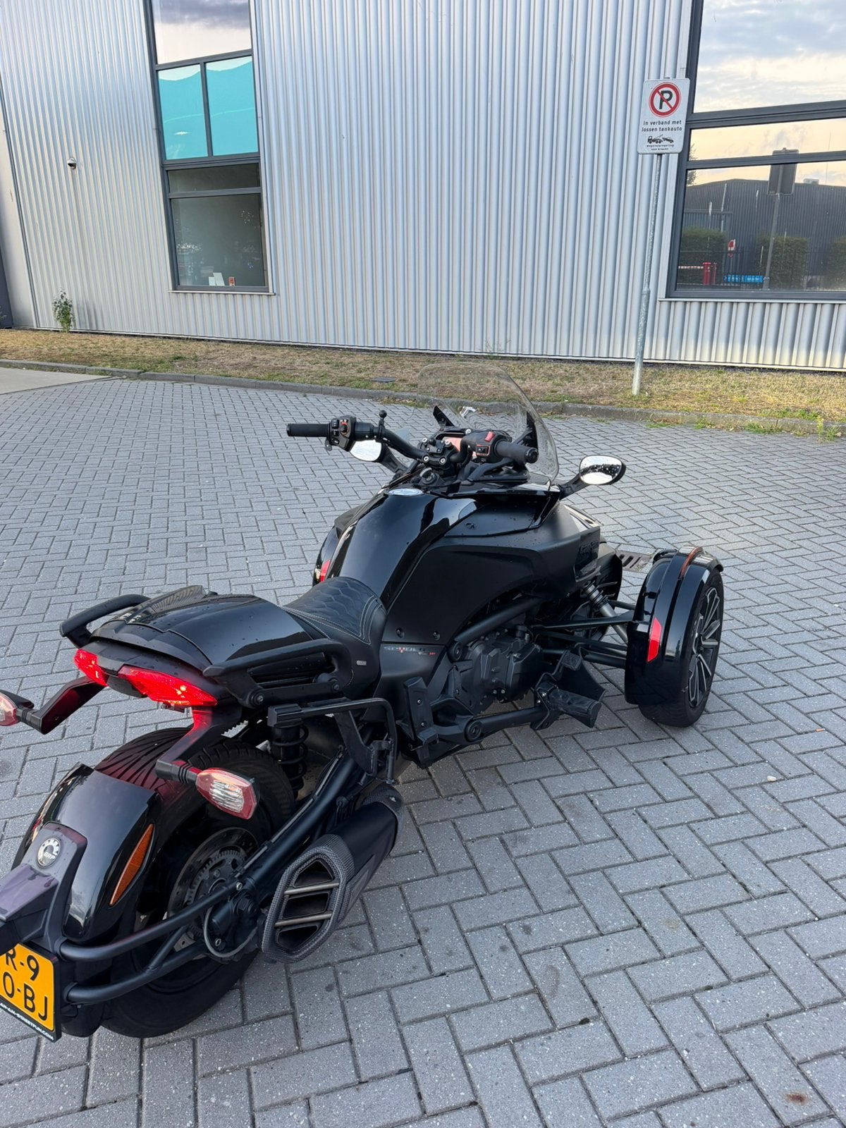Can-Am Spyder F3-S Special Series - Zwart - Krachtig, 3 cilinders