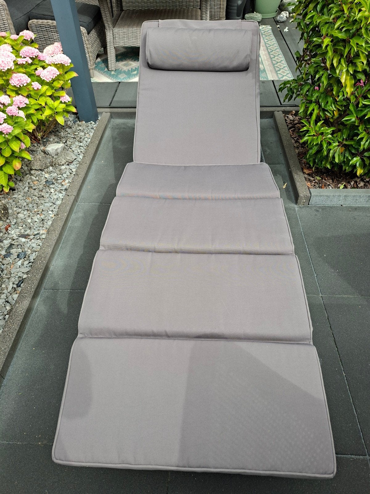 Verstelbaar Wicker Ligbed - Comfortabel en Duurzaam, Ophalen, Zo goed als nieuw, Wicker, Verstelbaar