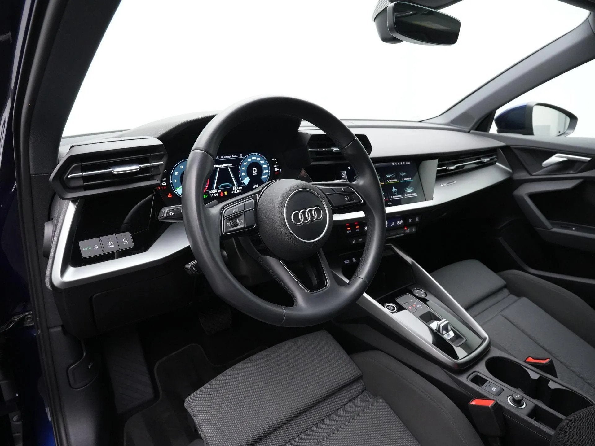 Audi A3 Sportback 40 TFSI e 204pk S line (bj 2022), Gebruikt, 4 cilinders, 1535 kg, Blauw