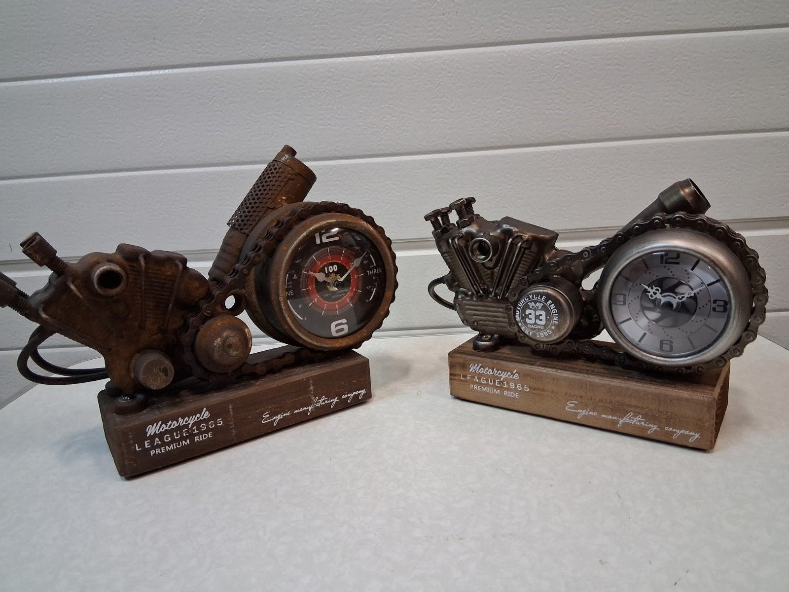 Tafelklok motorblok, Ophalen of Verzenden, Nieuw, Wandklok