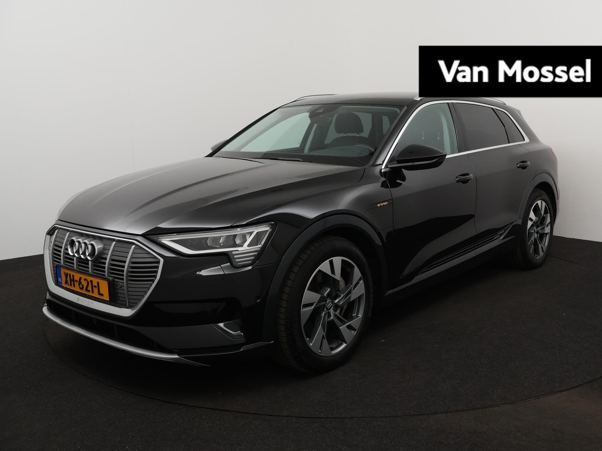 Audi e-tron e-tron 55 quattro advanced 95 kWh 408 PK | Navig, Auto's, Zwart, 95 kWh, Zwart, Vierwielaandrijving