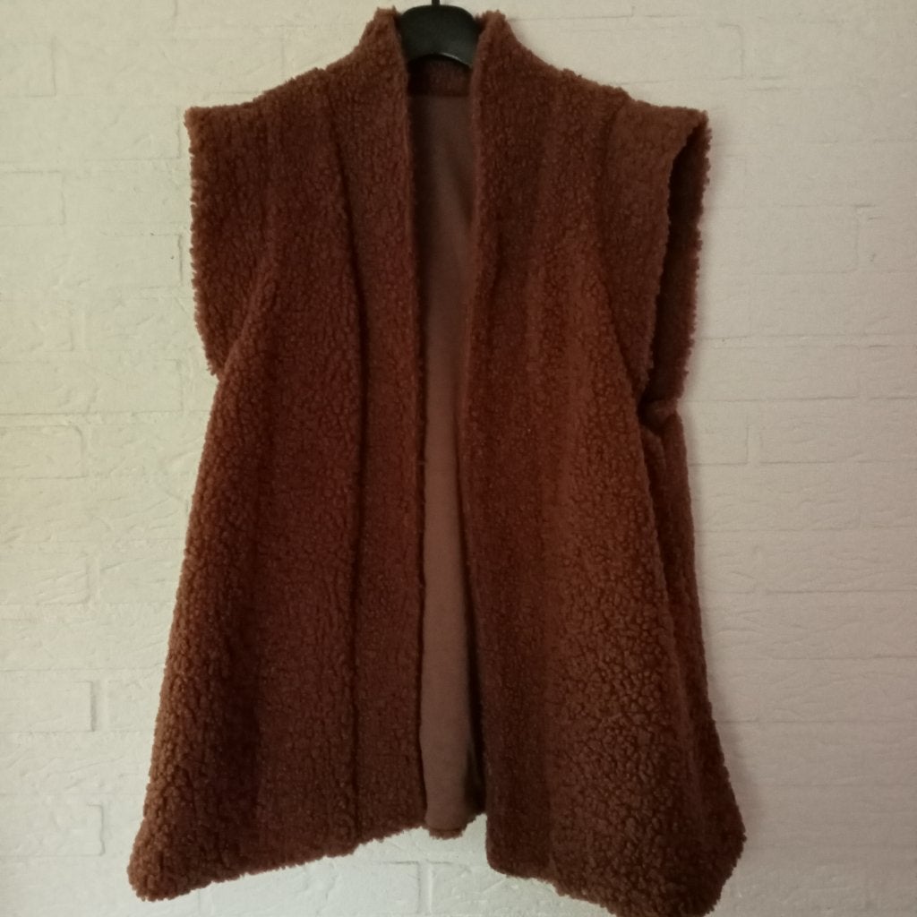 Nieuwe bruine teddy bodywarmer, Kleding | Dames, Ophalen of Verzenden, Nieuw, Maat 42/44 (L), Bruin
