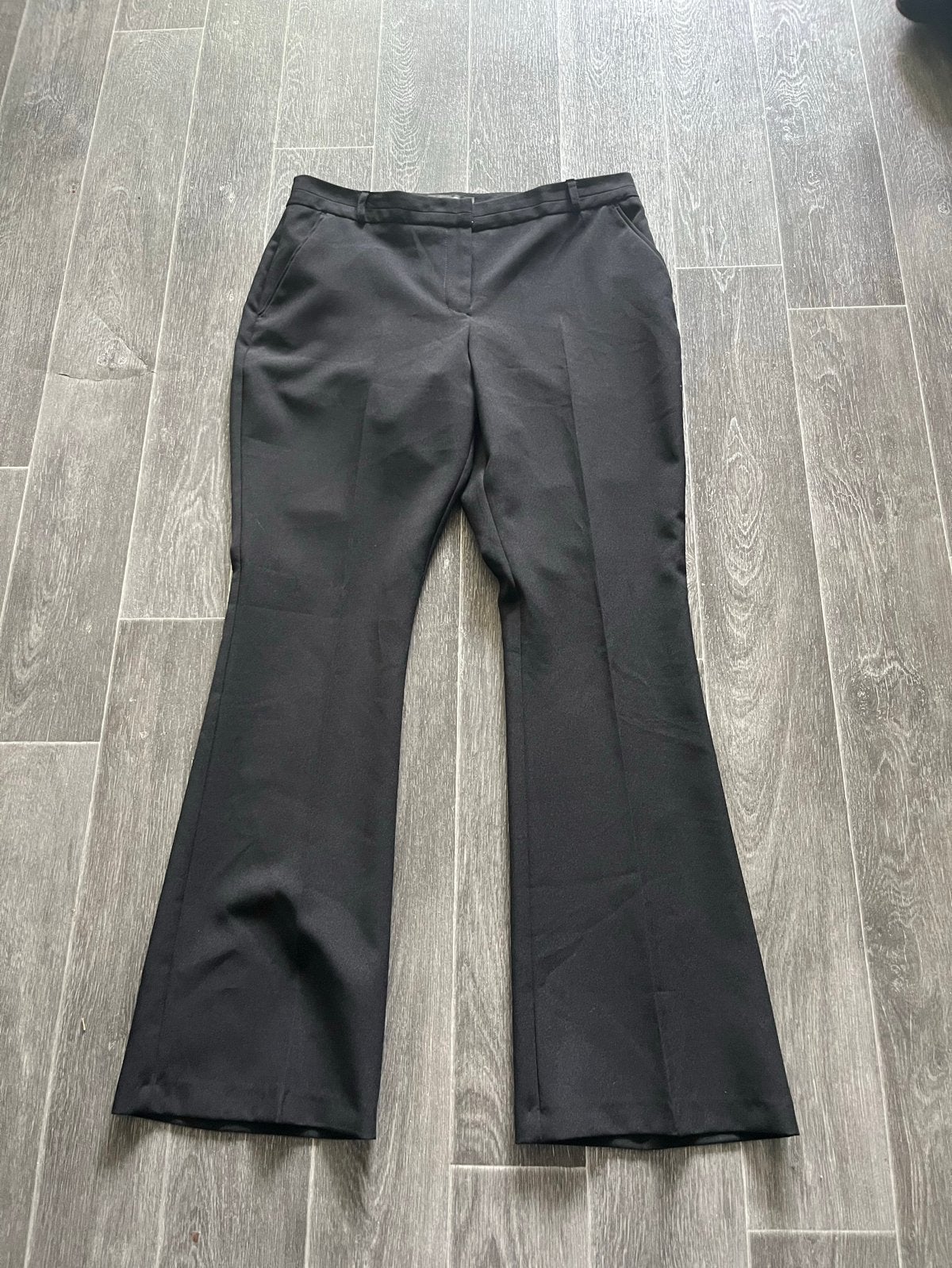 Primark Zwarte Flared Broek - Maat 42/44 (L), Zwart, Maat 42/44 (L), Ophalen of Verzenden, Zo goed als nieuw