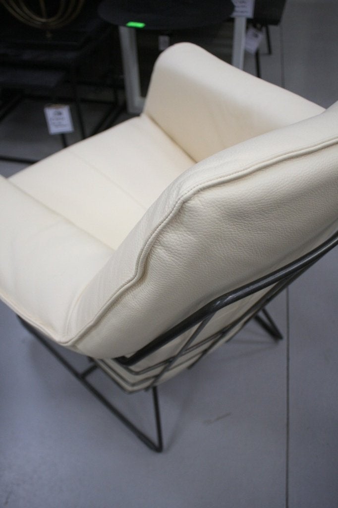 Fauteuil RAZ Jess Design metaal & leer creme industrieel, Ophalen, Zo goed als nieuw, Leer, 75 tot 100 cm