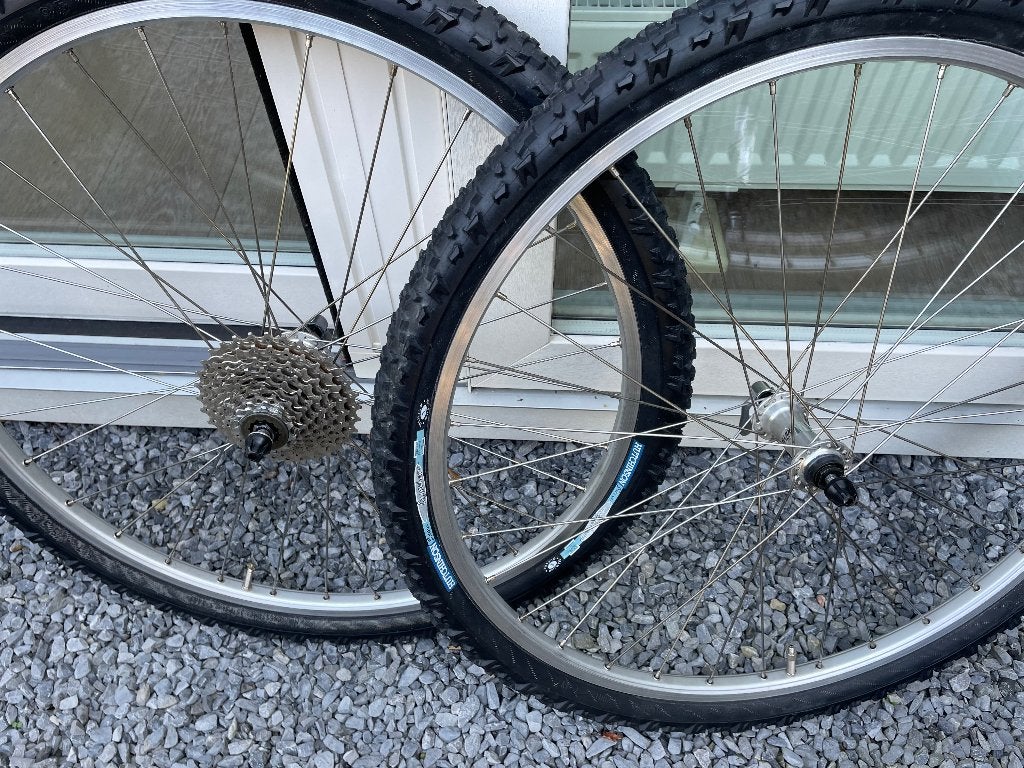 Complete Shimano wielset 26 inch voor atb of mountainbike, Zo goed als nieuw, Aluminium, Mountainbike, Shimano