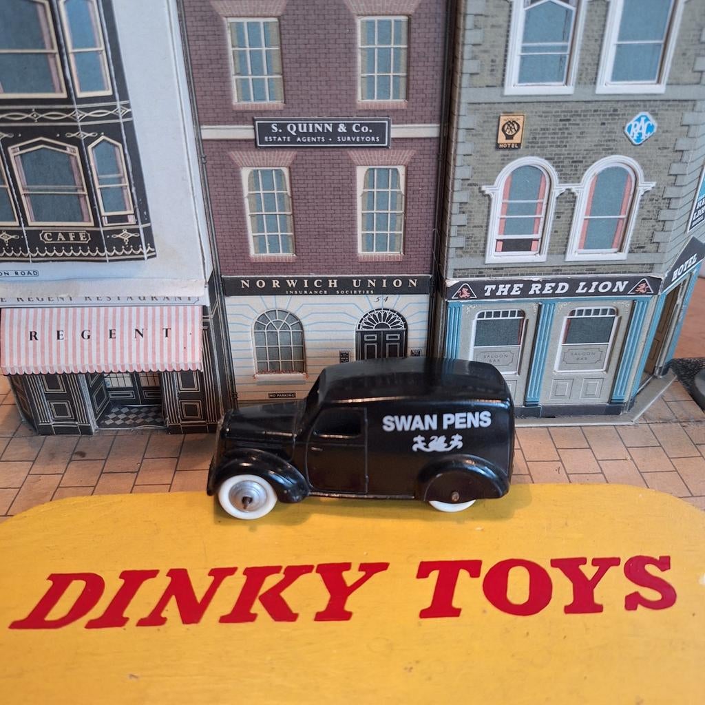 Dinky Toys Delivery Van 'Swan Pens' - Vintage Modelauto, Verzenden, Gebruikt, Bus of Vrachtwagen, Dinky Toys
