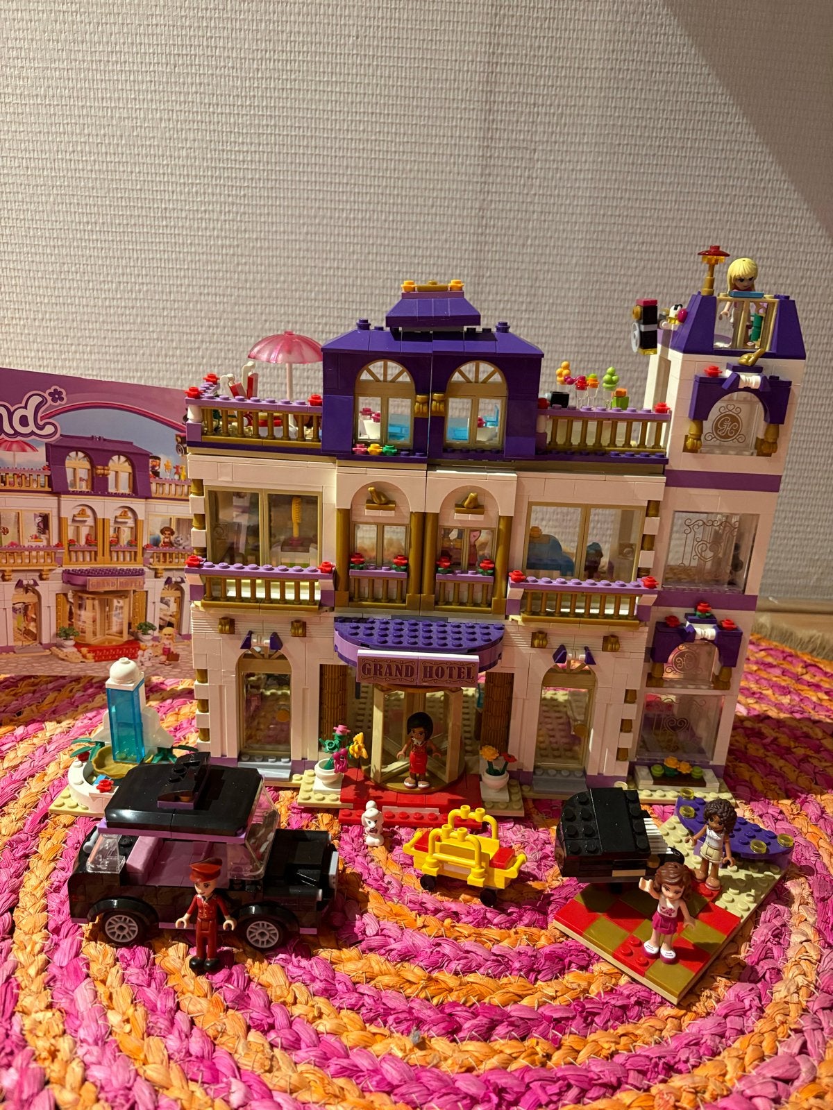 Lego Friends Grand Hotel Heartlake City (41101), Ophalen of Verzenden, Zo goed als nieuw