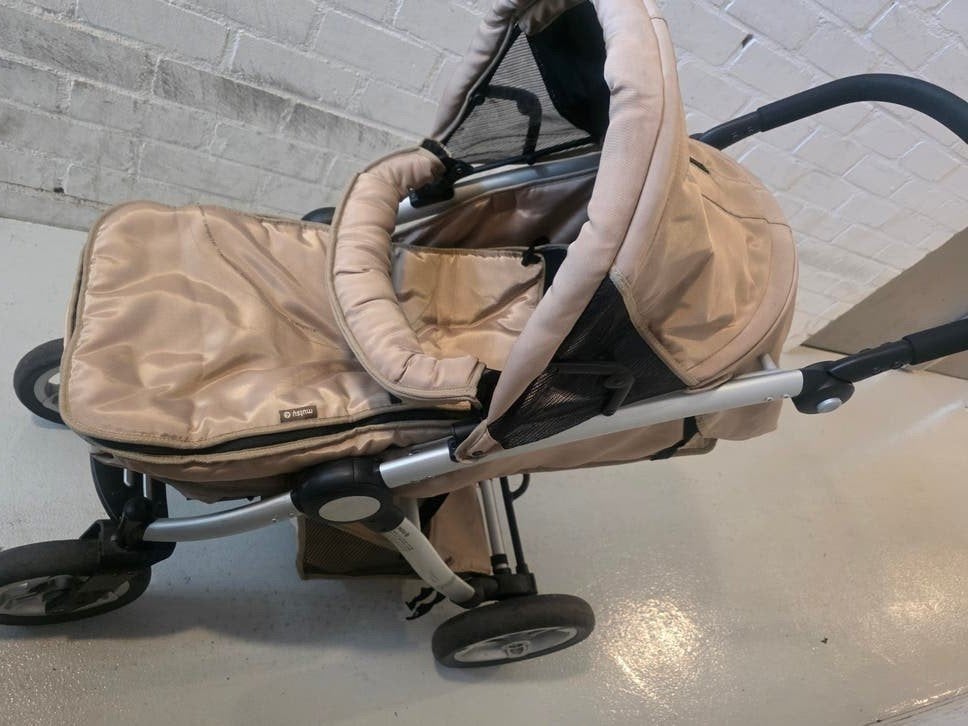 Mutsy kinderwagen/combiwagen met slaapzak - Beige.Moet weg v, Gebruikt, Combiwagen, Mutsy, Verstelbare duwstang