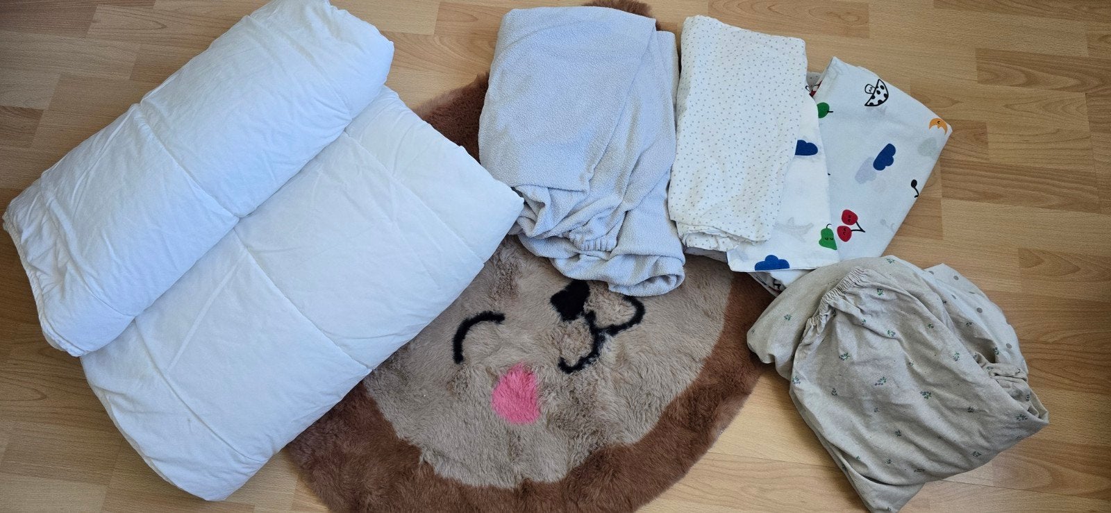 Peuterdekbedden met toebehoren gratis ophalen, Kinderen en Baby's, Kinderkamer | Beddengoed, Ophalen, Gebruikt, Beddengoedset