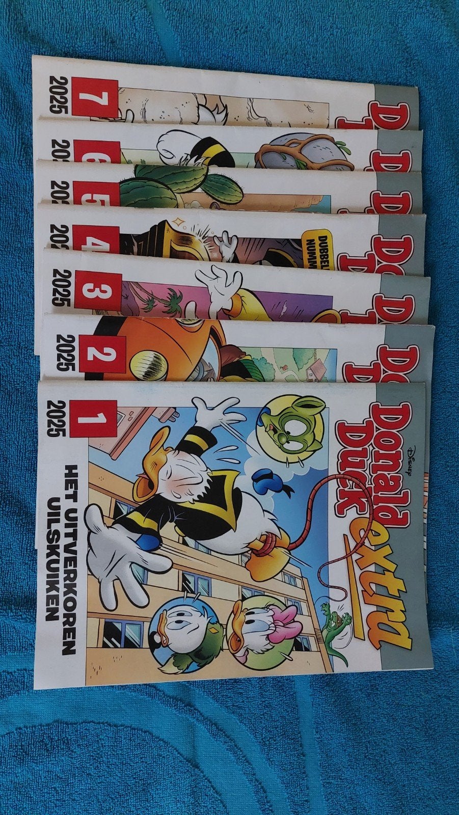 Donald Duck Extra 2025 (1-7), Boeken, Stripboeken, Complete serie of reeks, Ophalen of Verzenden, Zo goed als nieuw