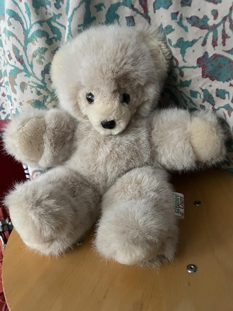 Knuffelbeer l’histoire de l’ours/ wasbaar bont/ franse beer, Ophalen of Verzenden, Zo goed als nieuw, Stoffen beer, Overige merken