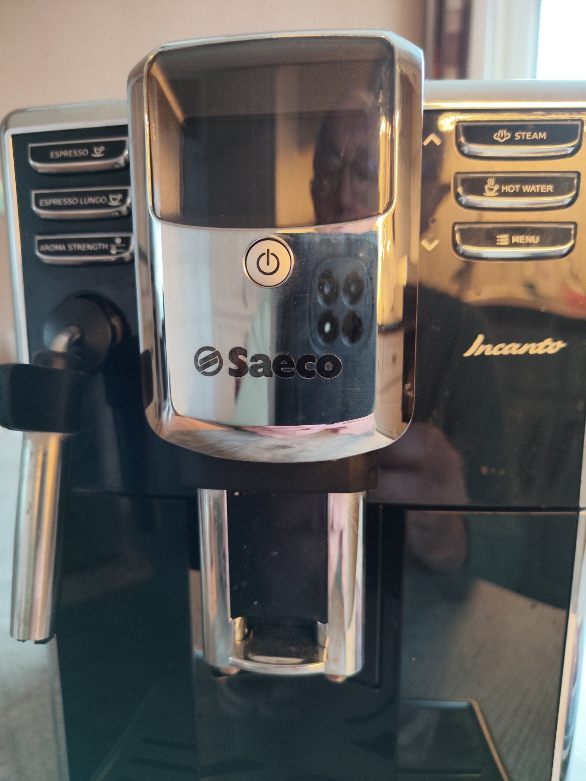 Saeco Incanto en Krups Quattro Force Koffiemachines 60€ per