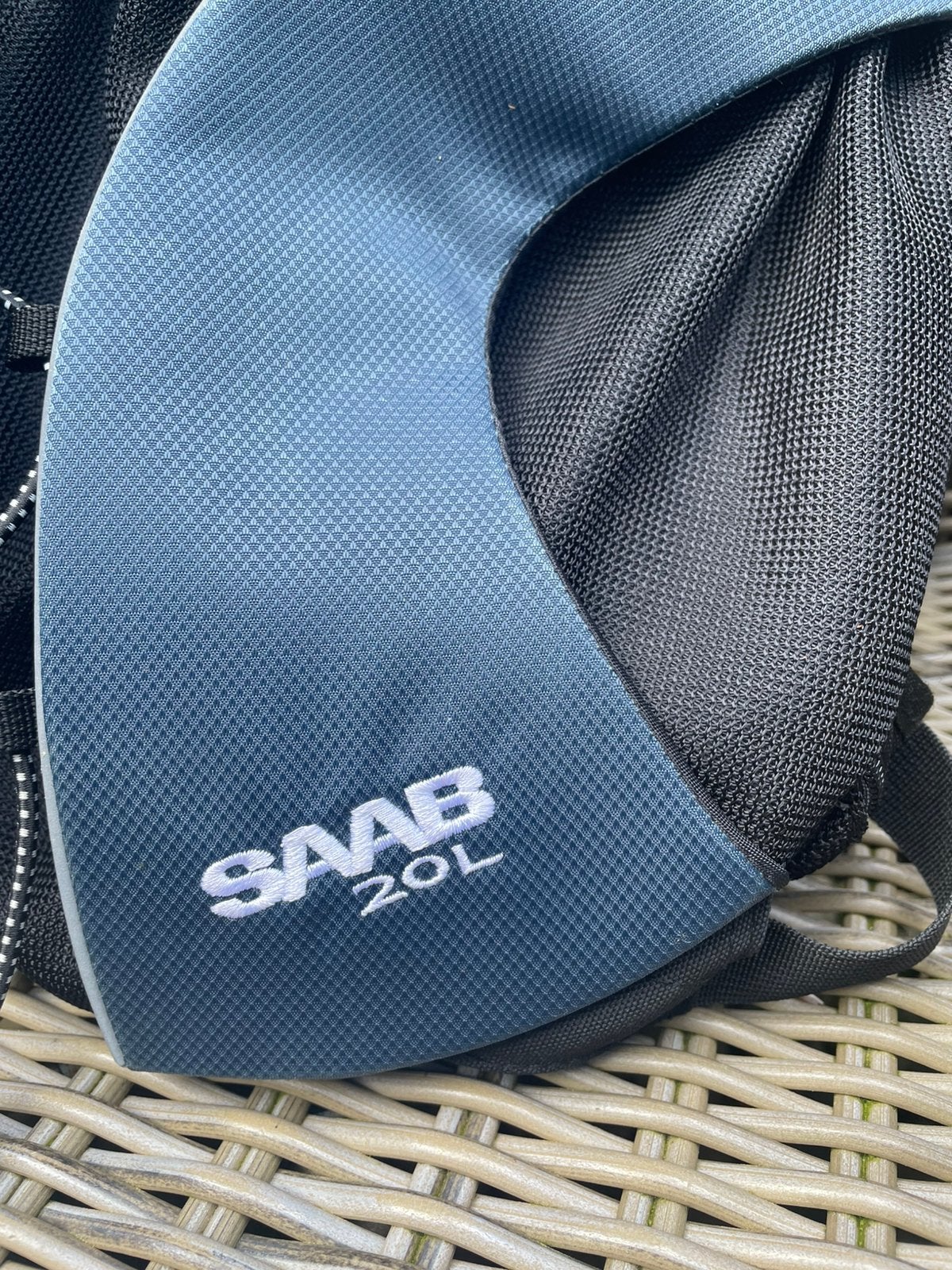 Saab 9-3 rugzakje , originele Saab dealer accessoire, Auto diversen, Ophalen of Verzenden, Gebruikt