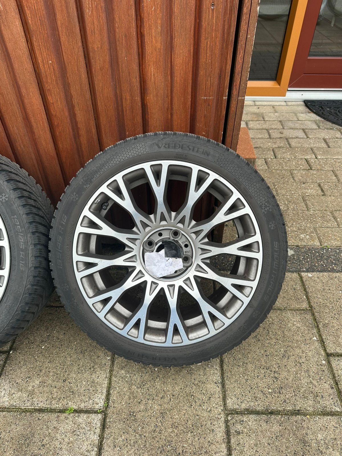 Lichtmetalen velgen Fiat 500 met winterbanden 195/45 R16, Ophalen, Gebruikt