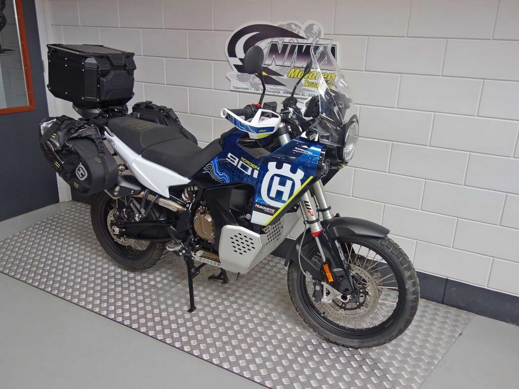 HUSQVARNA Norden 901 Expedition, Motoren, Motoren | Husqvarna, 2 cilinders, Motorrijbewijs A, Onbekend, Meer dan 35 kW