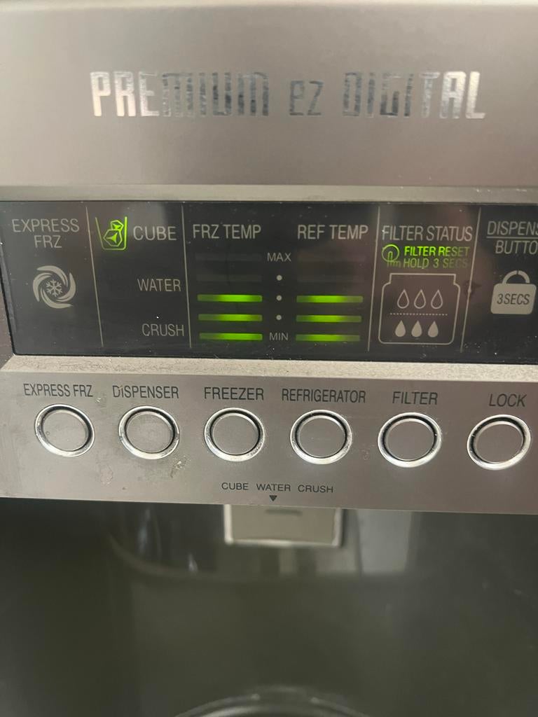 LG Amerikaanse Koelkast Side-by-Side met IJsblokjesautomaat, Witgoed en Apparatuur, Gebruikt, 200 liter of meer, 60 cm of meer