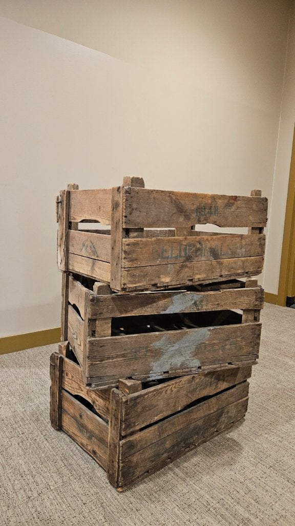 3 Originele oude houten veilingkisten / fruitkisten (1946), Ophalen, Gebruikt, Grenenhout, Minder dan 50 cm