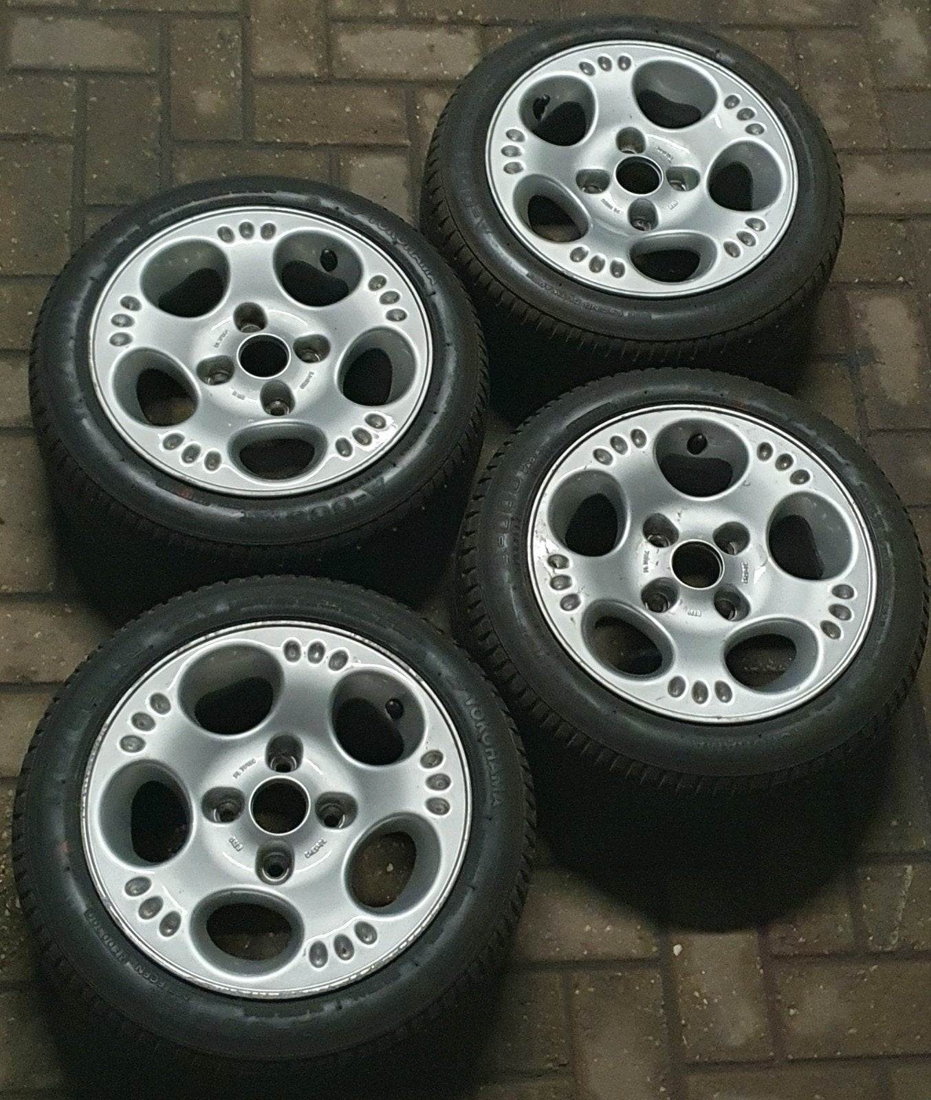Set van 4 gebruikte 13 inch velgen met Yokohama banden, Ophalen of Verzenden, Gebruikt