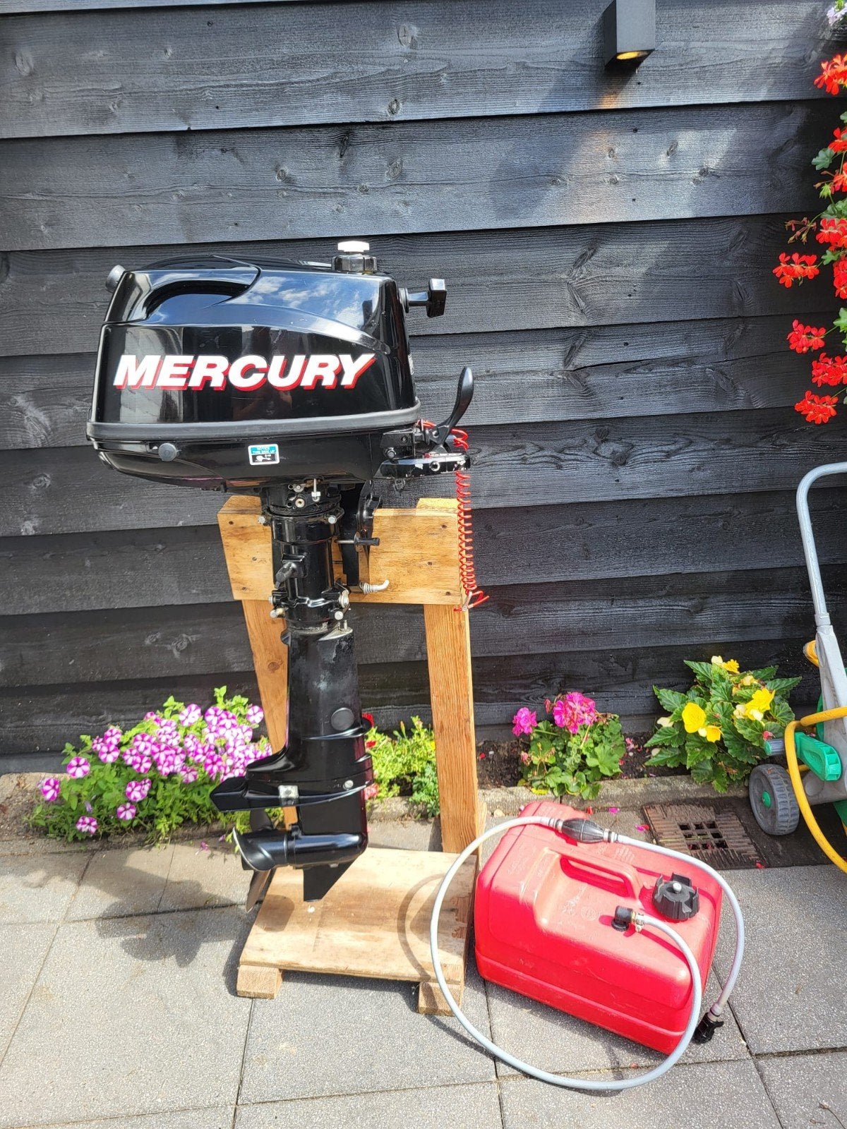 Mercury 6 PK Buitenboordmotor - Zo goed als nieuw, Watersport en Boten, Buiten- en Binnenboordmotoren, Ophalen, 5 tot 10 pk, Zo goed als nieuw