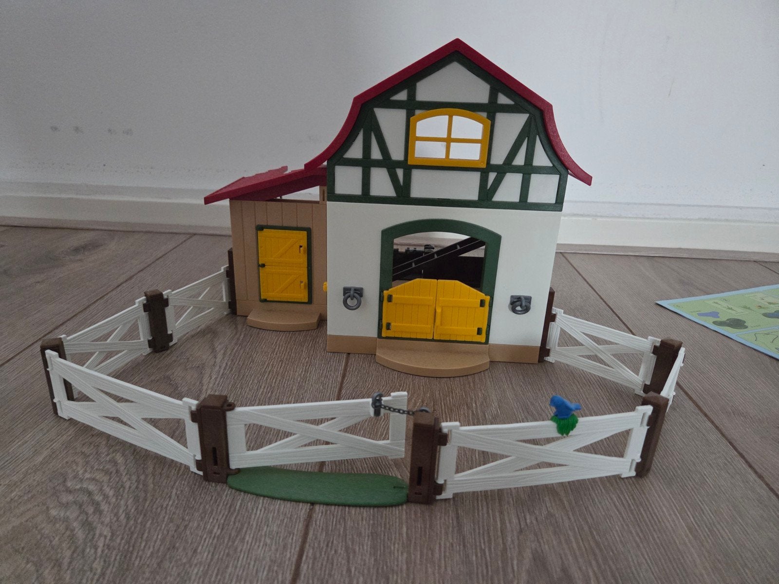 Playmobil country ponypark - 6927 inclusief boekje., Ophalen of Verzenden, Zo goed als nieuw