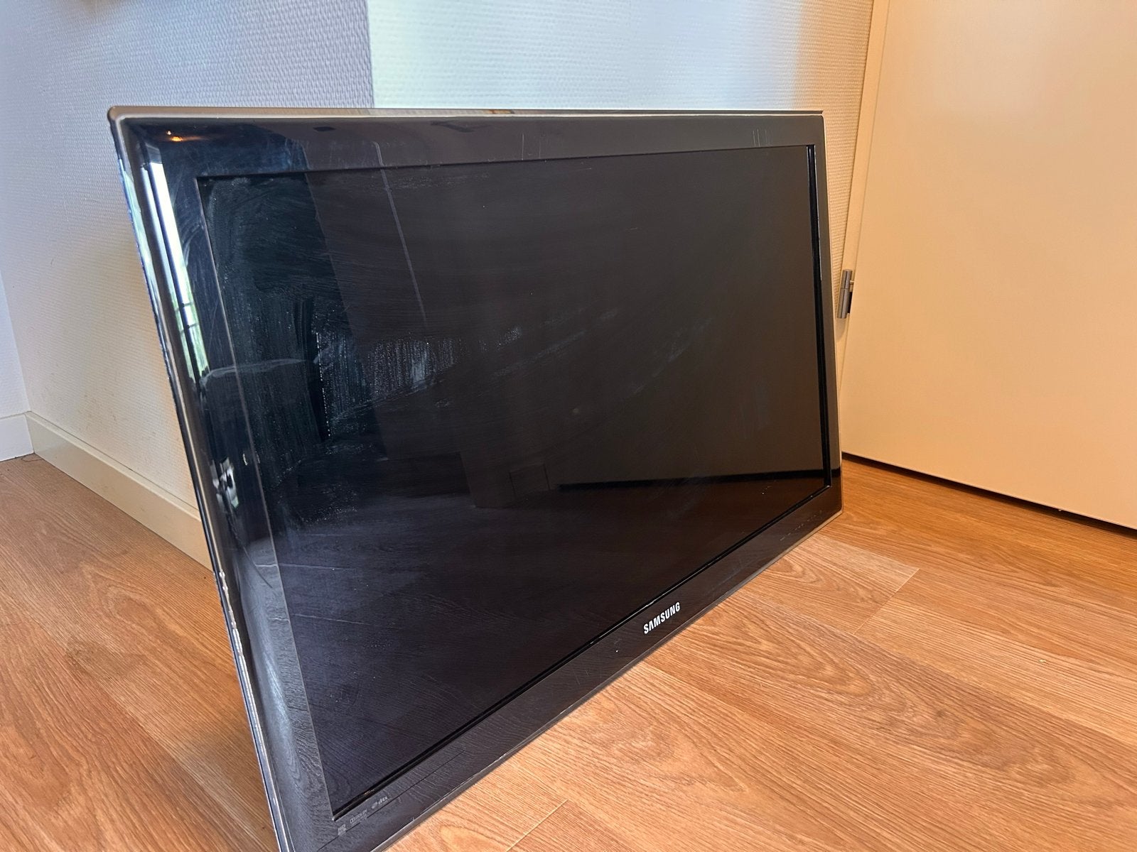 Samsung TV UE37C5100 met ophangbeugel, Audio, Tv en Foto, Televisies, 50 Hz, Samsung, Full HD (1080p), Gebruikt