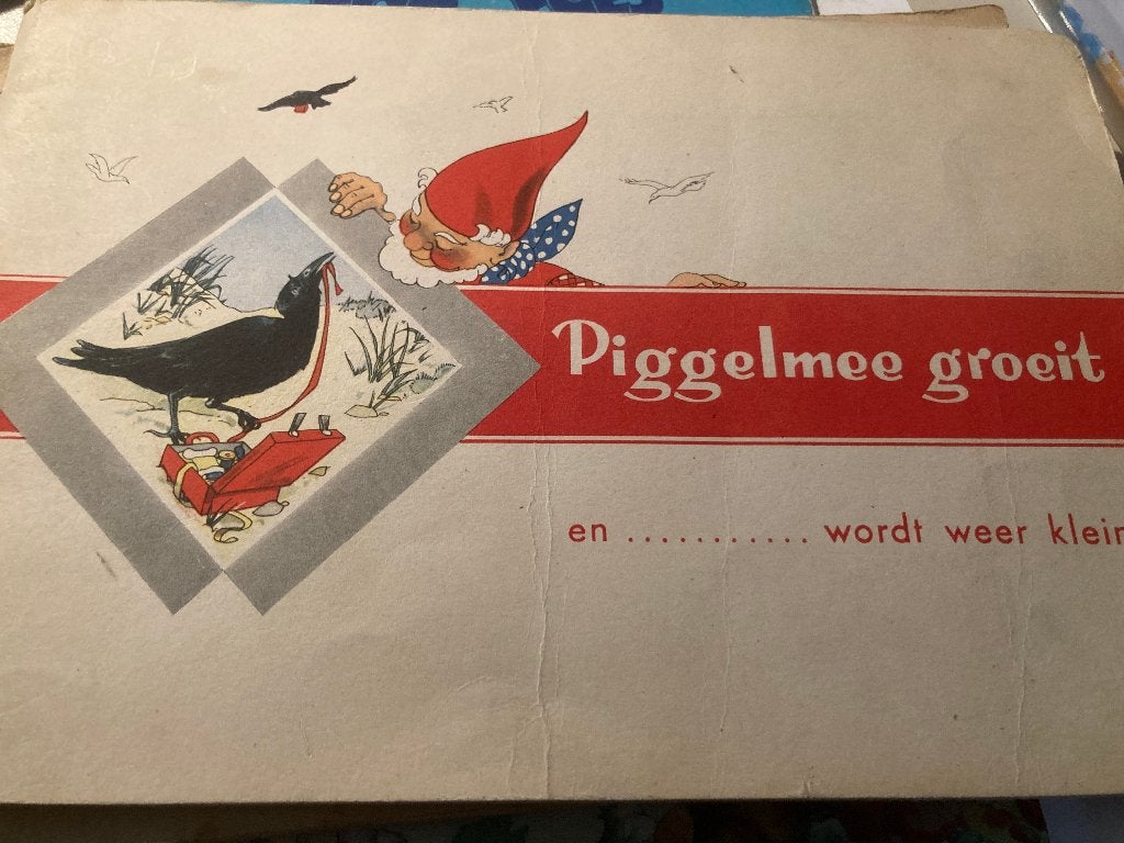 T.K. nog 4 plaatjesalbums van Piggelmee Zie actuele lijst, Ophalen of Verzenden, Gelezen, Plaatjesalbum