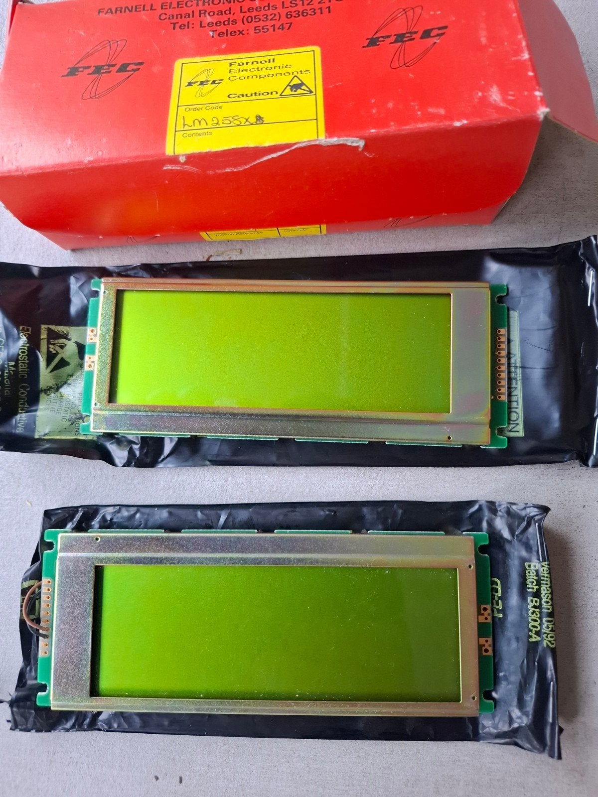 Nieuwe Sanyo LCD-modules (2 stuks) - LM258XB, Ophalen of Verzenden