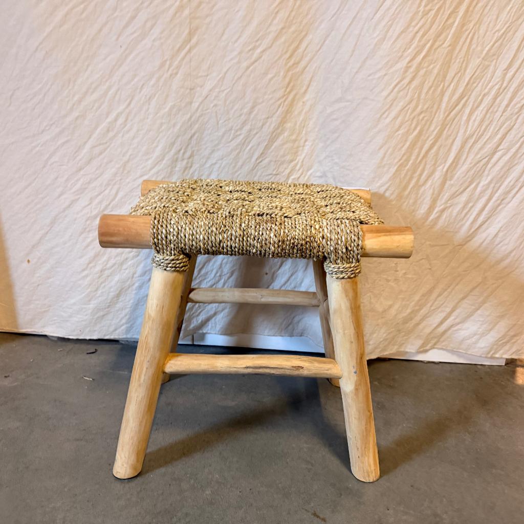 Krukje van massief teakhout - 46 x 34 cm - TTM Wonen, TTM Wonen, Meubels – (Perzische) Tapijten en Woonaccessoires, Taag 63, 2491 CS, Den Haag (Forepark)