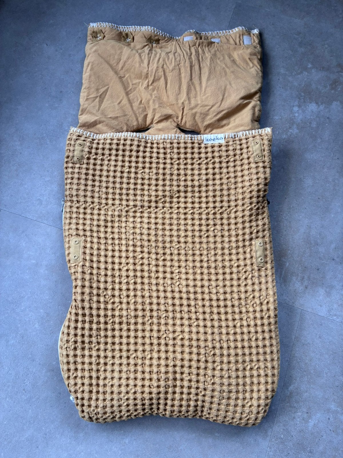 Koeka maxi cosi voetenzak, Kinderen en Baby's, Dekens, Slaapzakjes en Inbakerproducten, Ophalen of Verzenden, Zo goed als nieuw