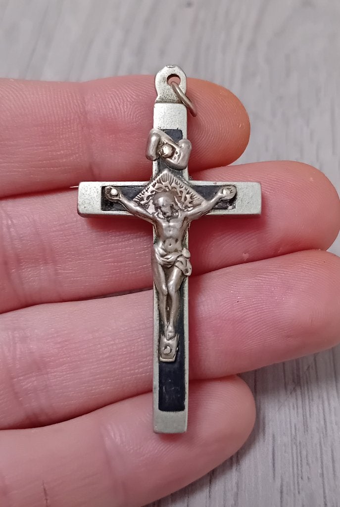 crucifix hanger, Verzamelen, Verzenden, Sieraad
