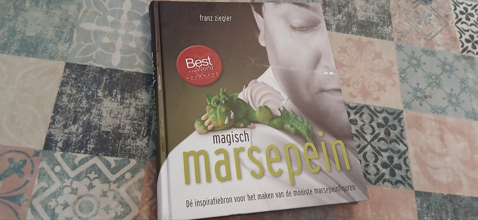 Magisch marsepein van Franz Ziegler Marsepeinfiguren maken, Ophalen of Verzenden, Zo goed als nieuw, Taarten, Boek of Tijdschrift