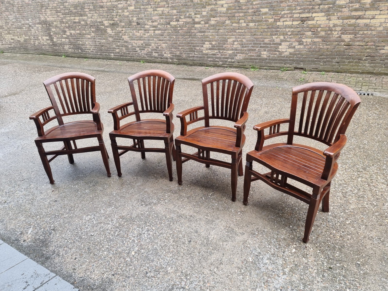 4 Antieke Teakhouten Stoelen – Art Deco, Ophalen