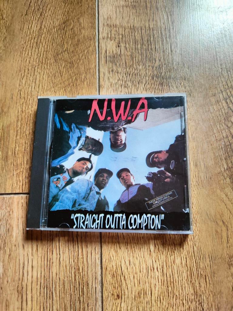 Cd N.W.A. - Straight Outta Compton, Cd's en Dvd's, Ophalen of Verzenden, 2000 tot heden, Zo goed als nieuw