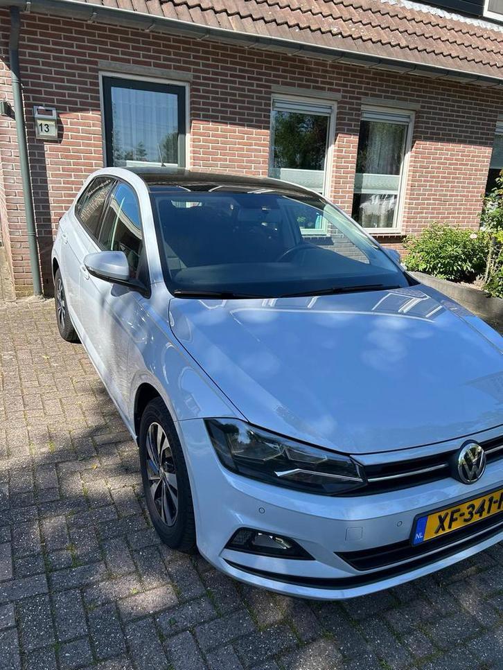 VW Polo digitaal display 115pk panorama dak key less, Voorwielaandrijving, Zwart, 1055 kg, Origineel Nederlands