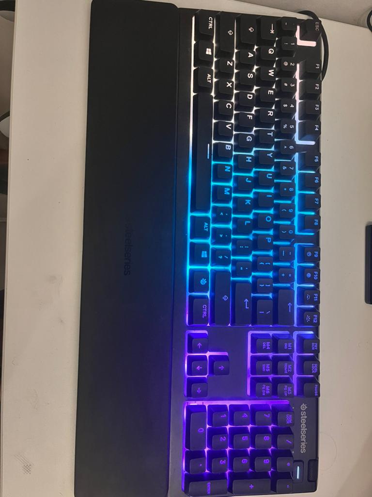 SteelSeries Apex 3 Gaming Toetsenbord - Zo goed als nieuw, Computers en Software, Toetsenborden, Gaming toetsenbord, Ophalen of Verzenden
