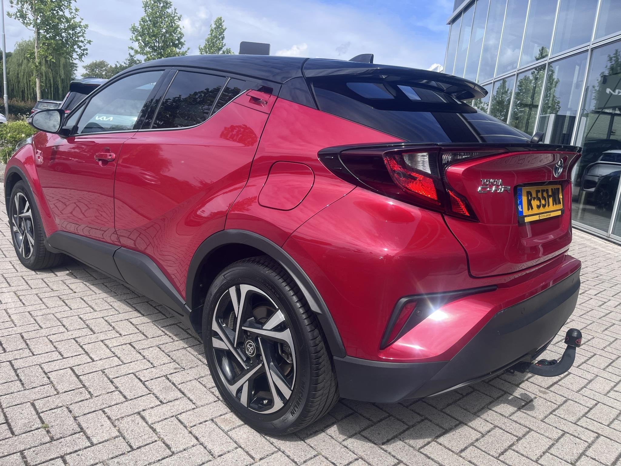Toyota C-HR 1.8 Hybrid Style Trekhaak, Euro 6, 4 cilinders, Automatische klimaatregeling, Leder en Stof