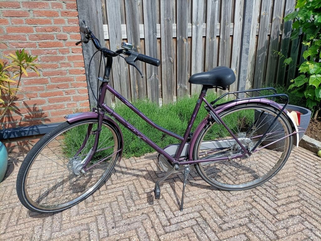 Paarse damesfiets Sparta (26 inch banden), Fietsen en Brommers, Fietsen | Dames | Damesfietsen, Ophalen, Sparta, Velgrem, Versnellingen
