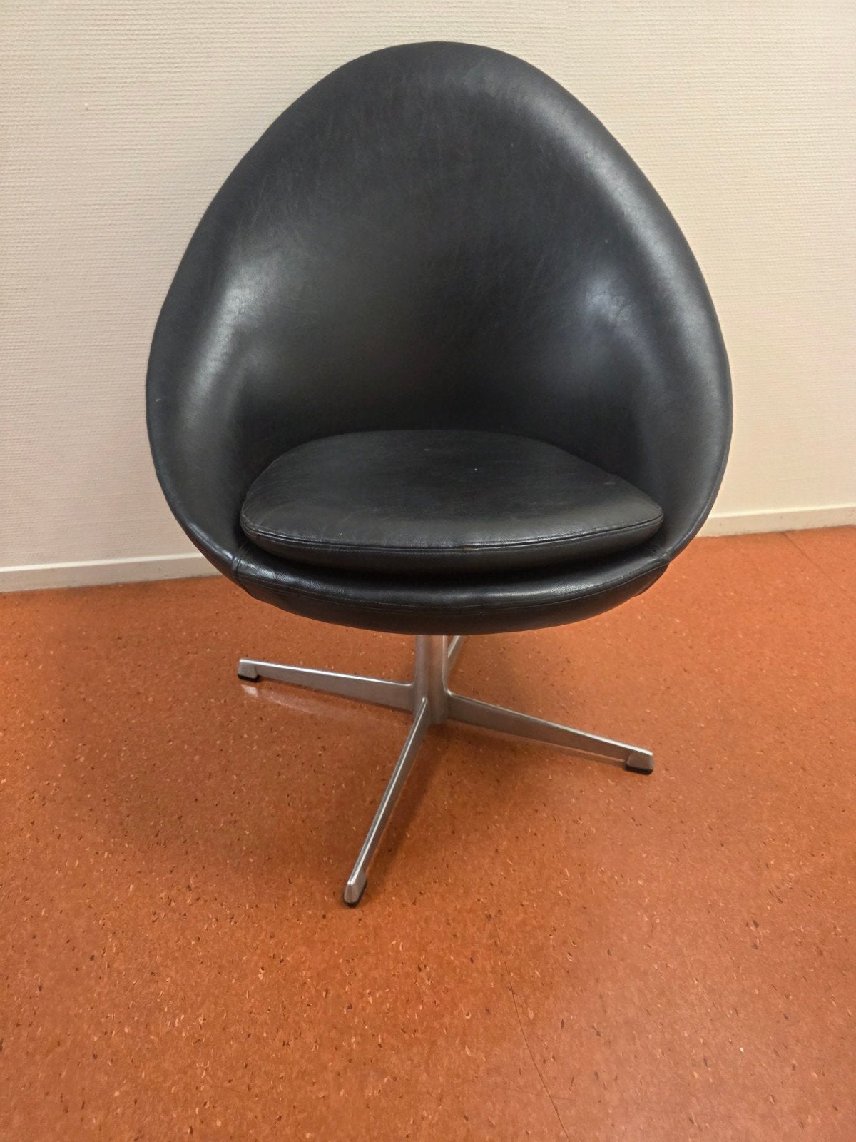 Vintage Pastoe Little Egg Draaistoel Jaren '60 swivel chair, Ophalen